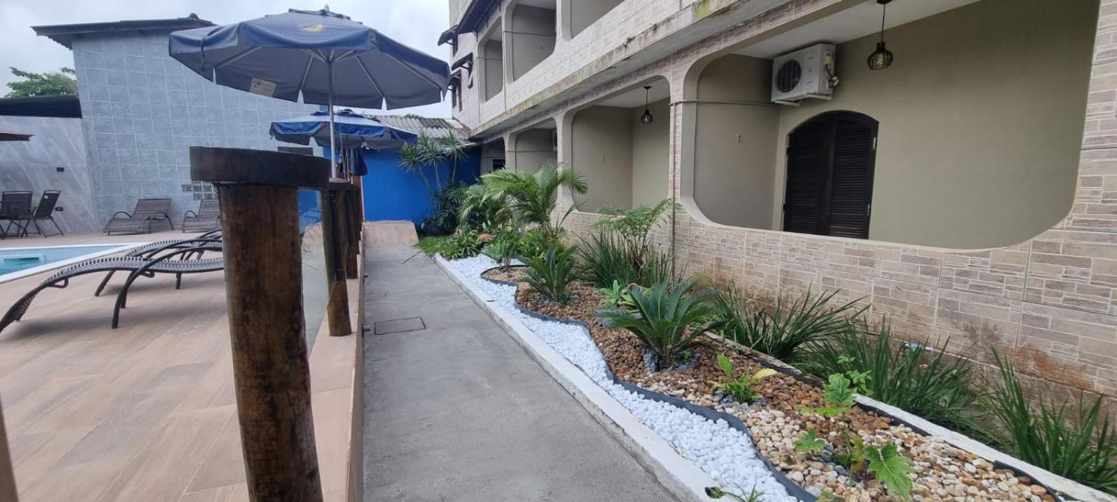 Boramar Inn *