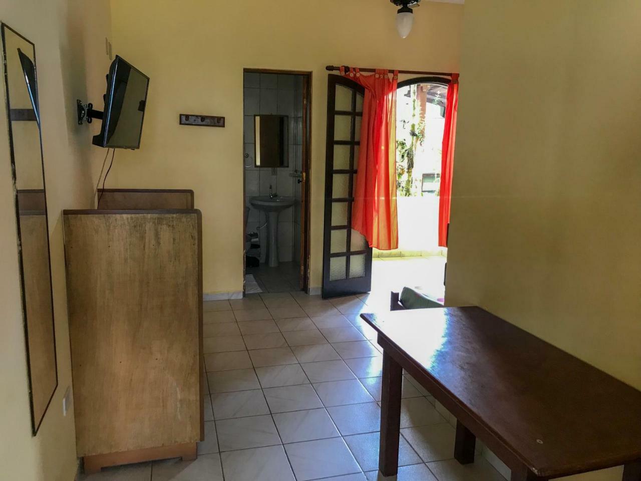 Boramar Inn